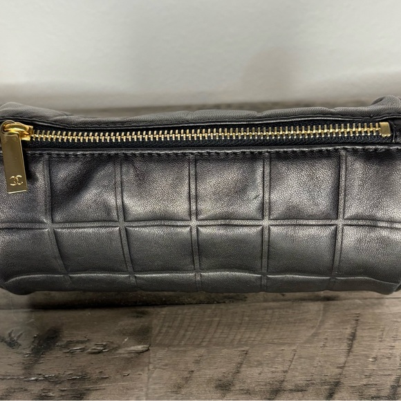 CHANEL Lambskin Chocolate Bar Cosmetic Pouch. - Picture 1 of 9
